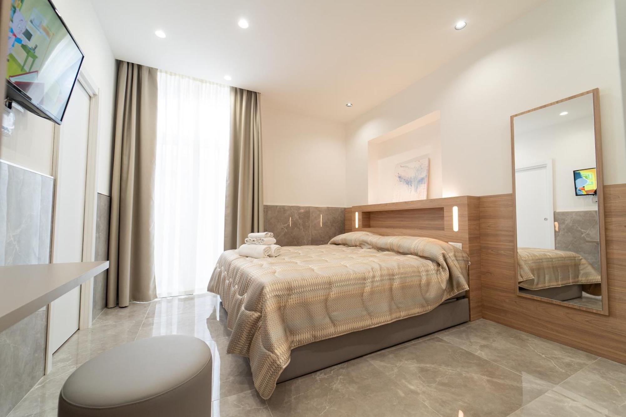 Hotel Le 4 Stagioni Dante H Napoli Centro, By Clapa Group Habitación foto
